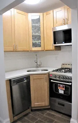 Rented by Carol T. Marino, LREB | media 5