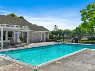 2204 Camborne Dr, Modesto, CA 95356