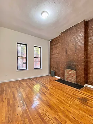 Rented by Waverly Realty Associates | media 18