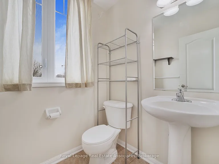 34 McCandless Ct — Photo 33