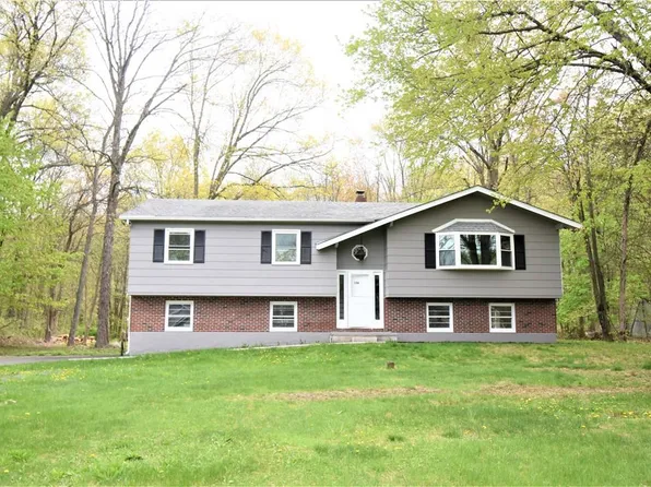 158 Sycamore Drive, New Windsor, NY 12553