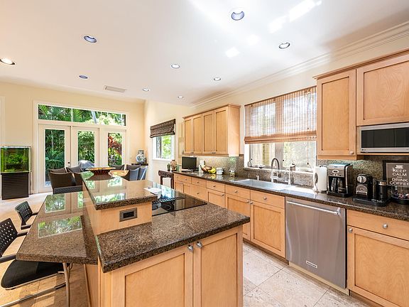 4th image of 3601 N Bay Homes Dr