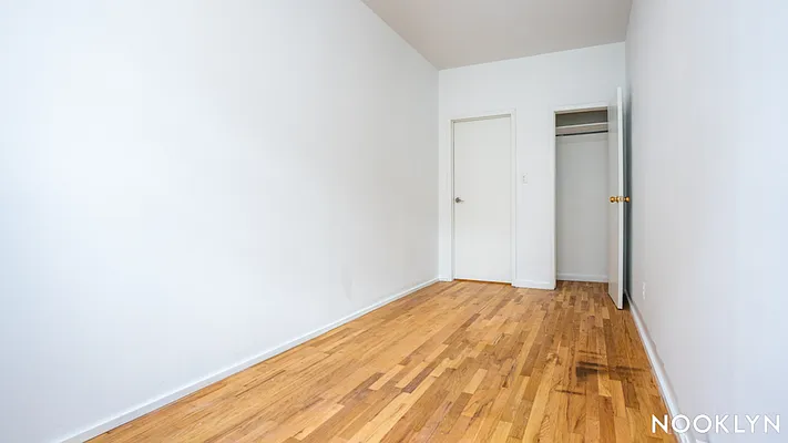 Rented by Nooklyn NYC LLC | media 7