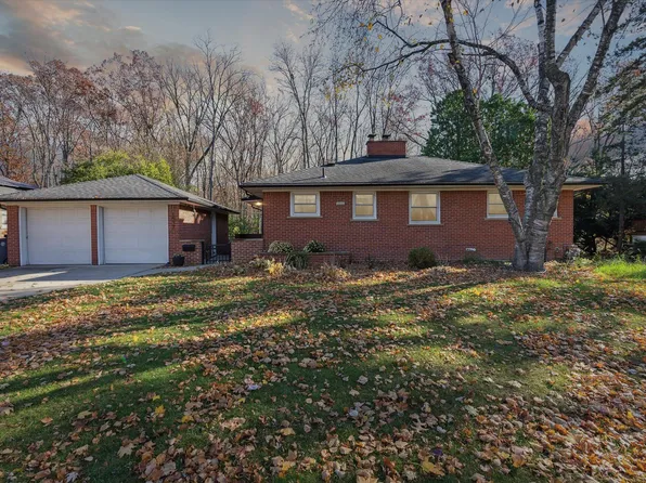 1537 Woodland Dr, Ann Arbor, MI 48103