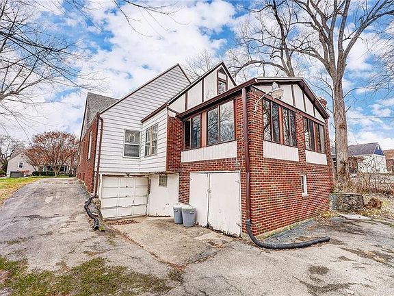 3rd image of 1436 Ruskin Rd