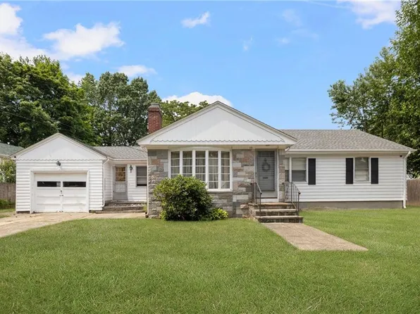 112 Waller St, Providence, RI 02908