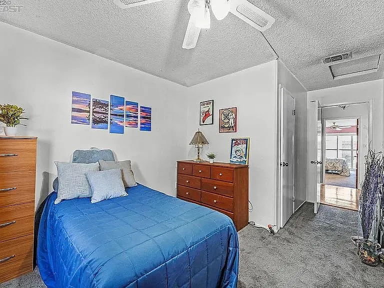 1375 Michelle Ave — Photo 34