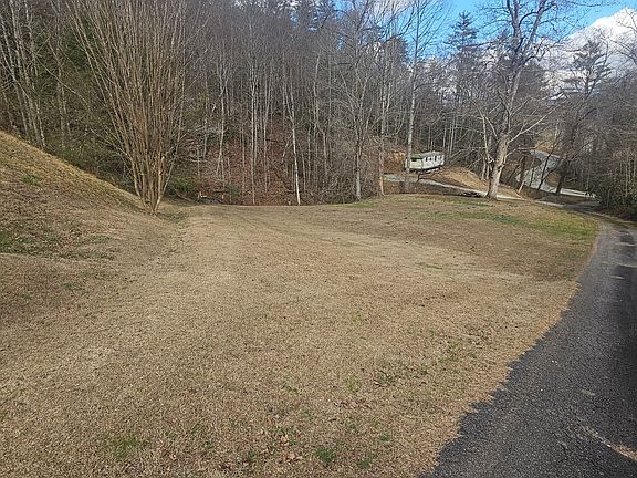 5th image of 6159 Wolffork Rd