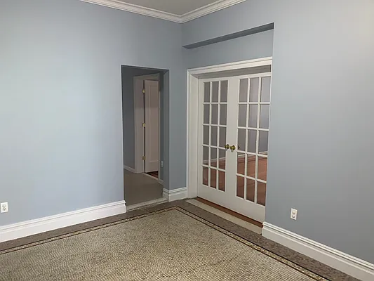 Rented by HFF Realty LLC | media 5