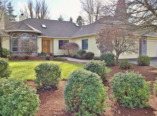 621 River Cir, Grants Pass, OR 97527