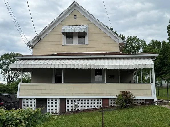 301 Long St., New Martinsville, WV 26155