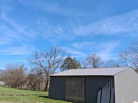 4th image of 105 Scaffold Lick Creek Rd