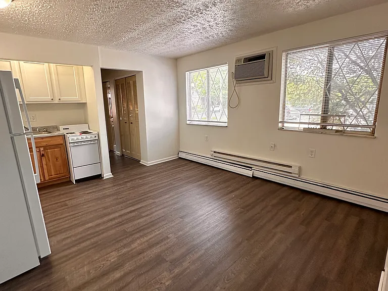 757 5th St #7-39 — Photo 2