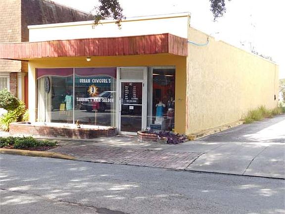 2nd image of 24 N 6th St
