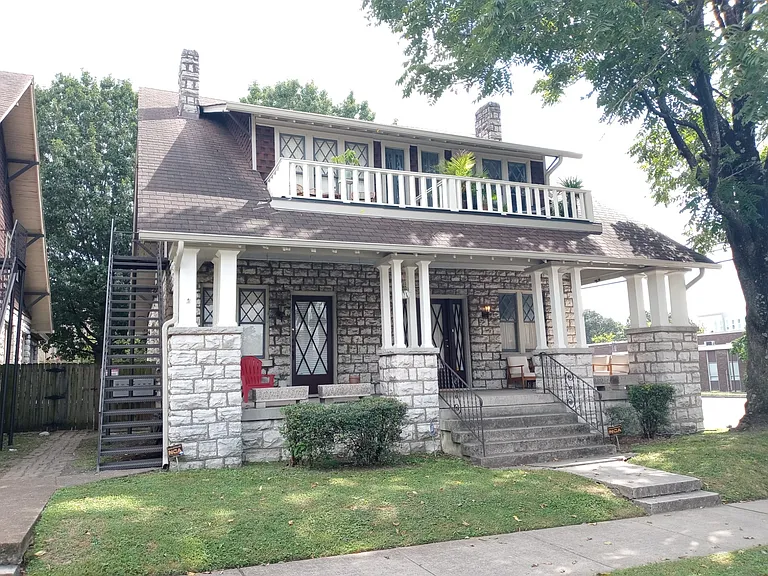 500 Russell St #B — Photo 1
