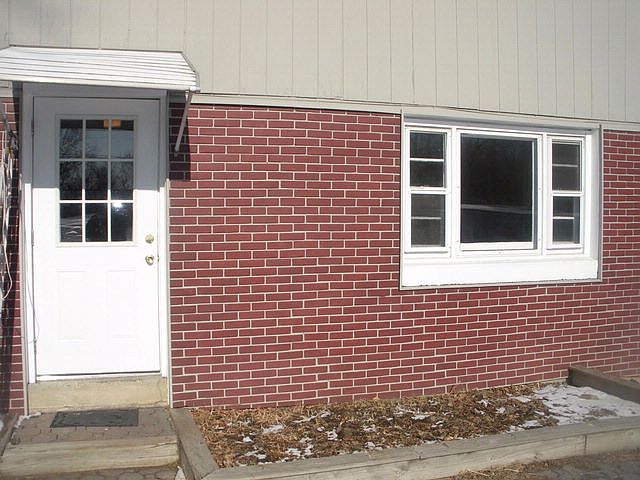 2nd image of 1526 Route 9w APT 6
