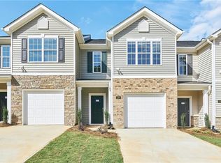 817 Gaelic Dr, Gibsonville, NC 27249