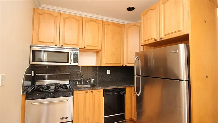 Rented by Fenwick Keats Real Estate | media 26