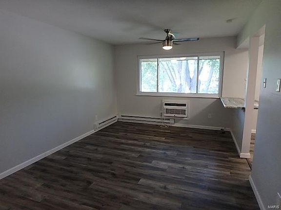 3rd image of 7423 Sieloff Dr APT G