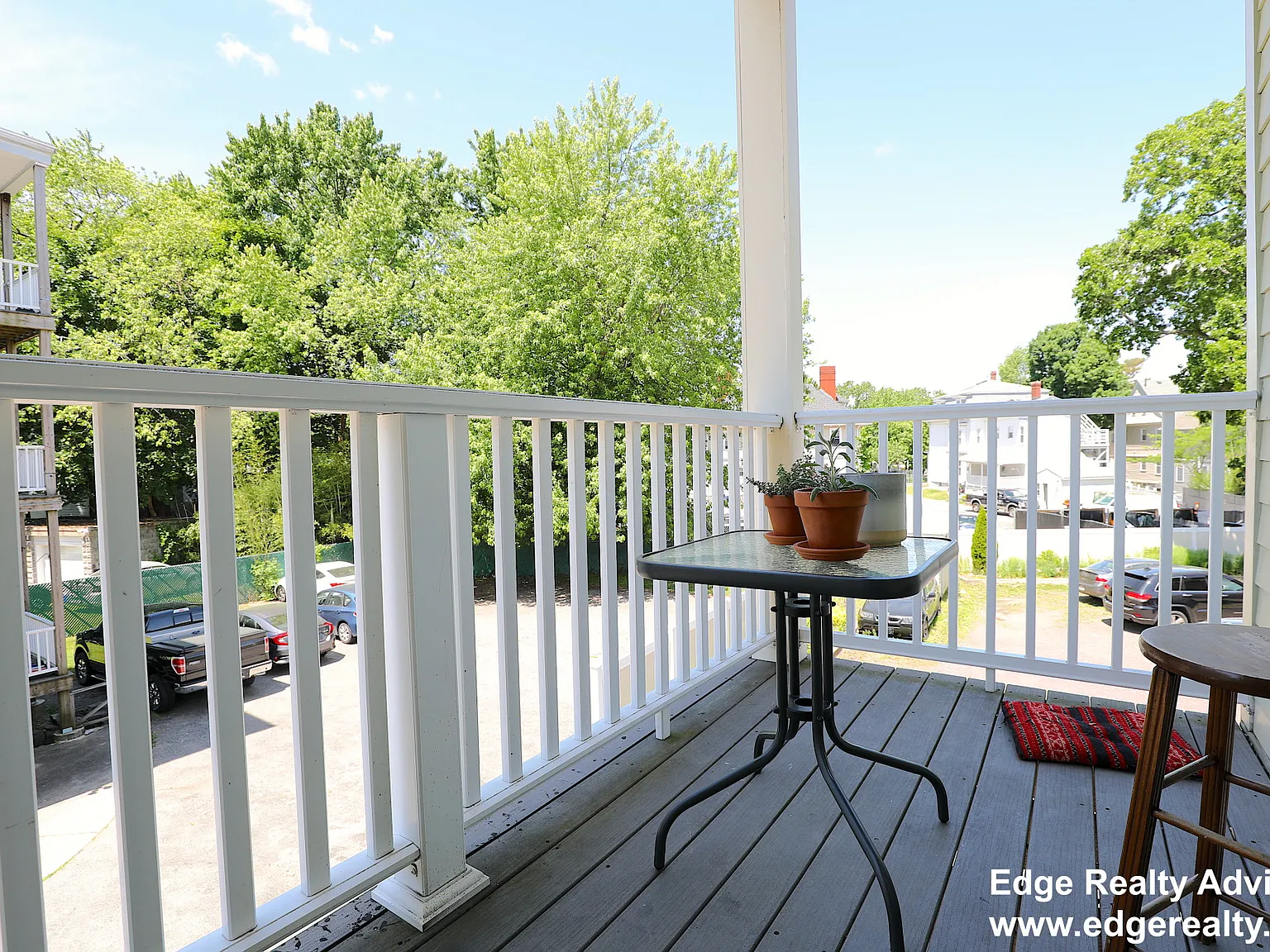 3 bed, 1250 sqft, $3,200 — Photo 3