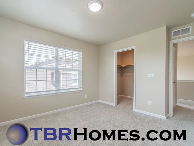 9521 Market Dr — Photo 15