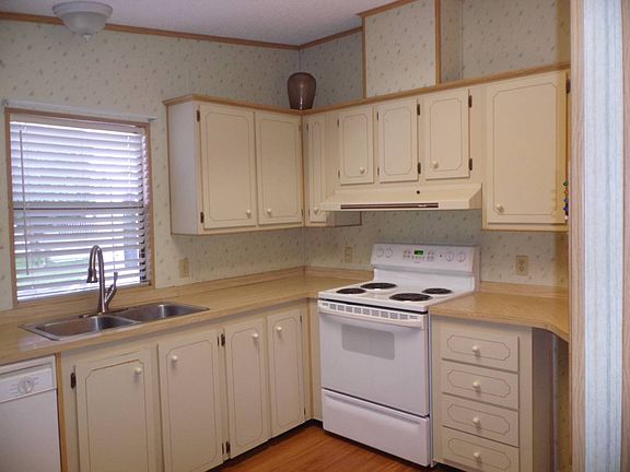 5th image of 1405 82nd Ave Lot 181