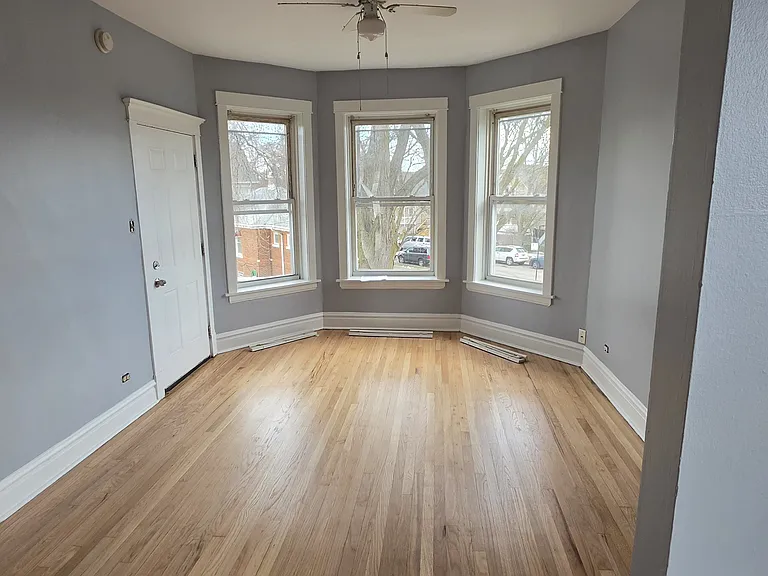 4600 N Kasson Ave #2 — Photo 5