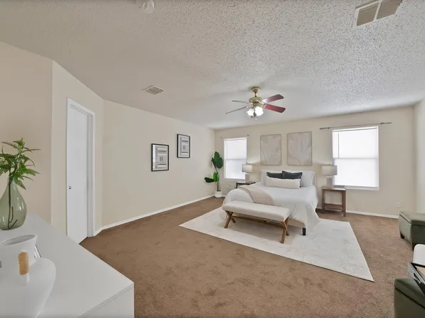 8709 Stonebriar Ln, Fort Worth, TX 76123