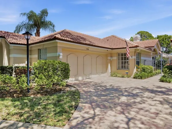 4068 Lyndhurst Ct, Sarasota, FL 34235