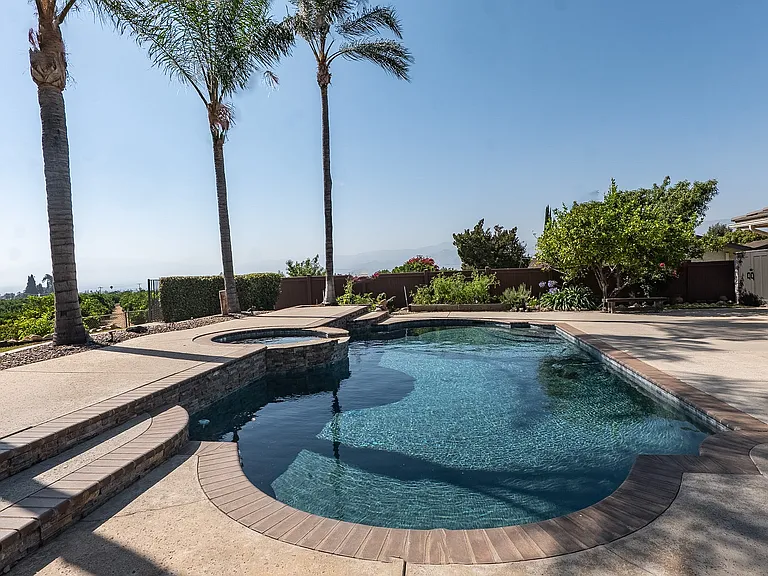 420 Wilbar Cir — Photo 37