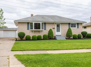 5818 Middlebrook Blvd, Brookpark, OH
