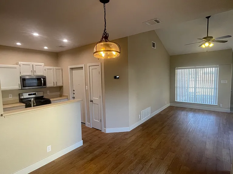 12238 Stoney Spur #12240 — Photo 7