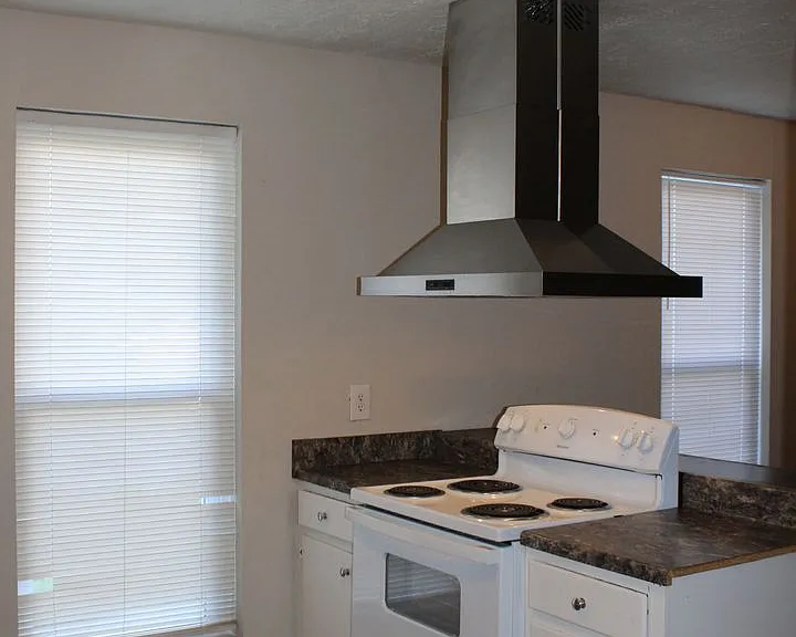 3109 Jennifer Ct — Photo 12