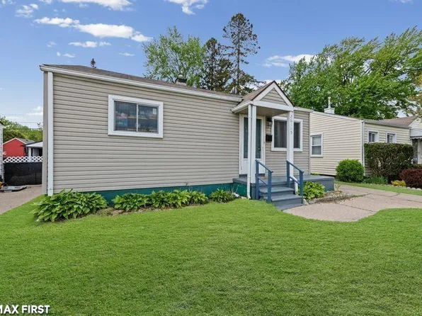 26115 Barrington St, Madison Heights, MI 48071