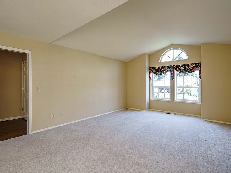 505 NW 90th St — Photo 10