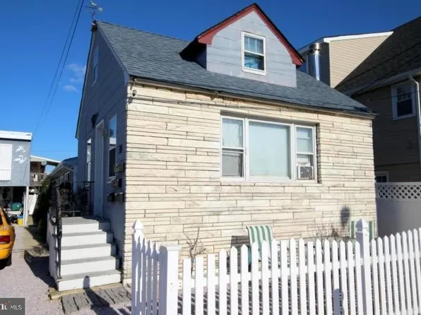38 Fremont Ave, Seaside Heights, NJ 08751