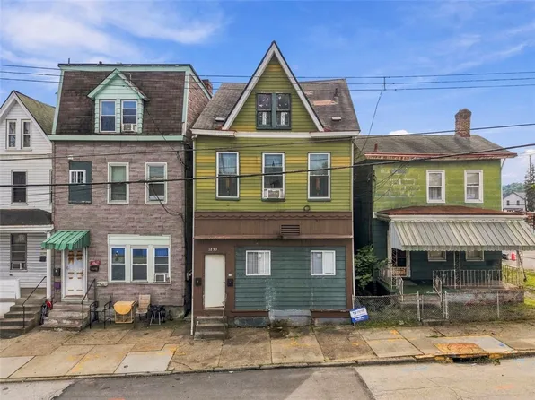 1255 Chartiers Ave, Mc Kees Rocks, PA 15136