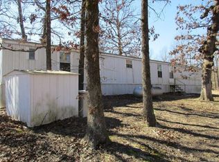 25439 McClurg Dr, Lebanon, MO 65536