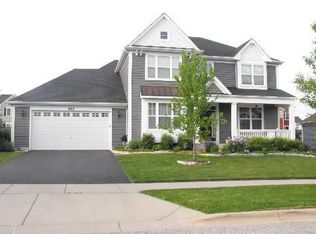 467 Mooresfield St, Elgin, IL 60124