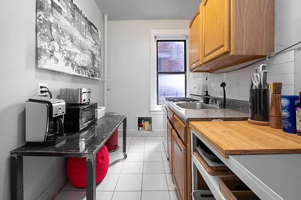 Rented by BRICK & GALO REALTY CORP | media 1