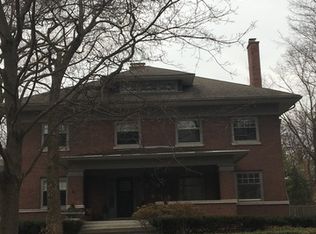 1111 Forest Ave, Evanston, IL 60202