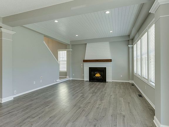 5th image of 8167 Savanna Valley Way