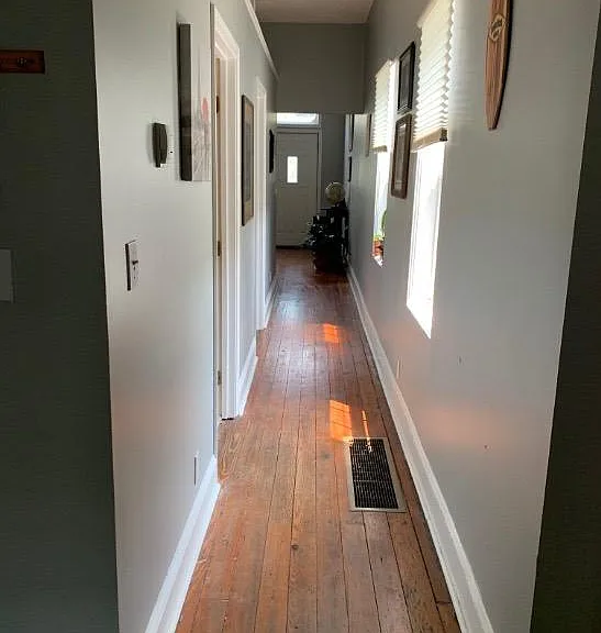 1056 Mary St — Photo 2