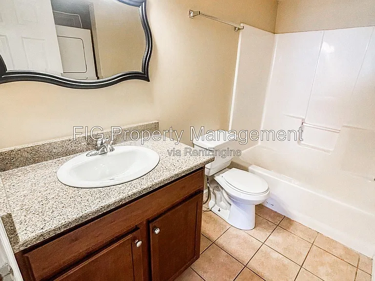 924 Chadwick Dr #3 — Photo 6