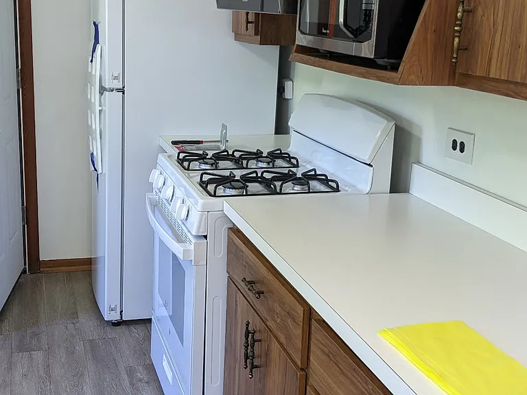 10606 Oak Park Ave — Photo 4