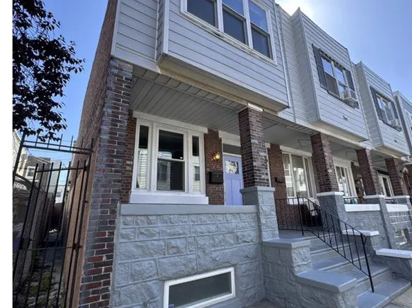 308 Roseberry St, Philadelphia, PA 19148