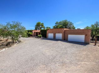 2800 E Lucca Ln, Vail, AZ 85641