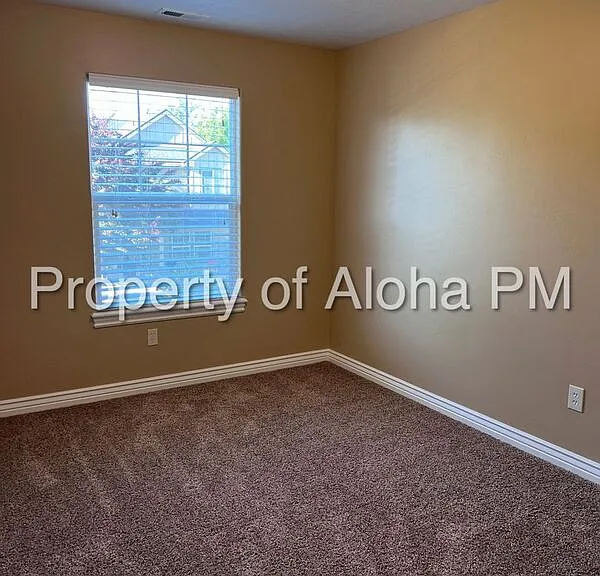4542 W Brennen St — Photo 15