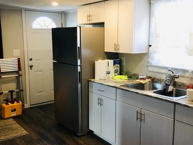 256 Laurel St #2 — Photo 2