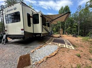 667 Long Branch Rd, Marble, NC 28905